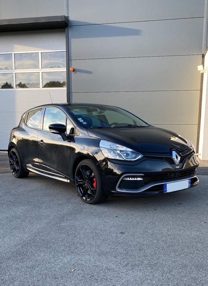 Renault Clio 4 RS 200 EDC : tarifs et équipements